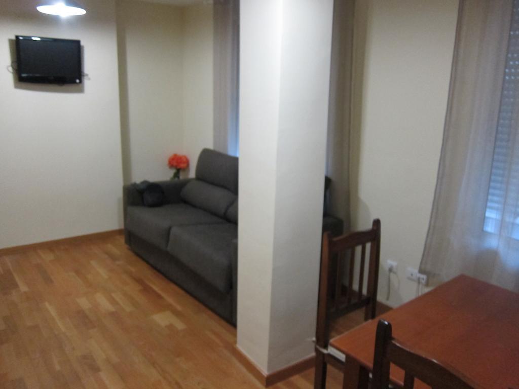 Apartamentos Валенсия Екстериор снимка